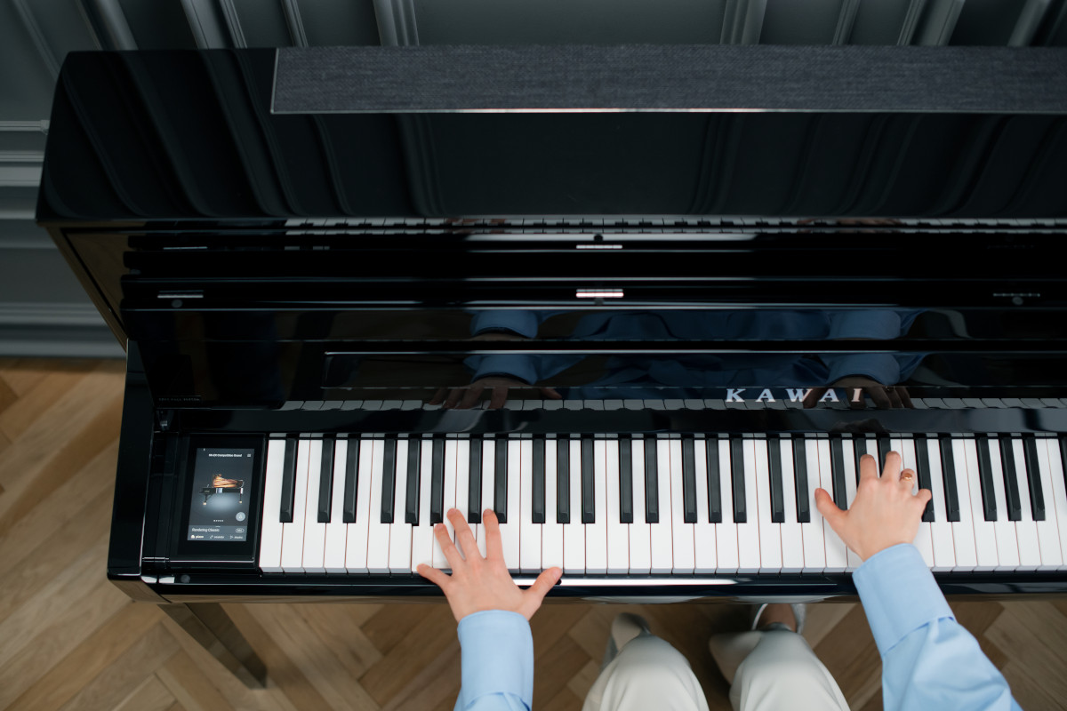 Neues Video: Was ist ein Hybrid Digitalpiano & Warum NOVUS wählen?