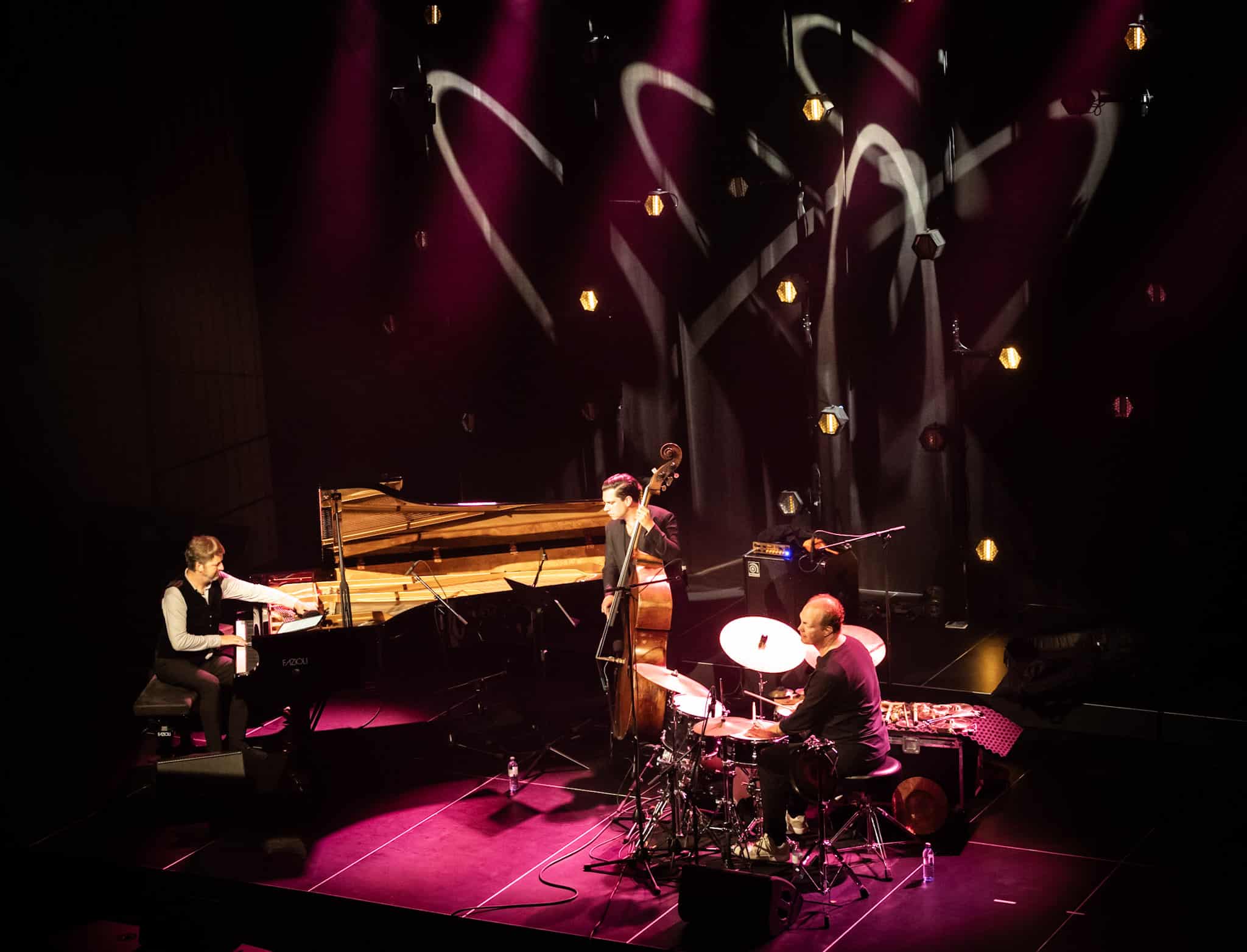 FAZIOLI von STINGL Wien in den UK JazzNews