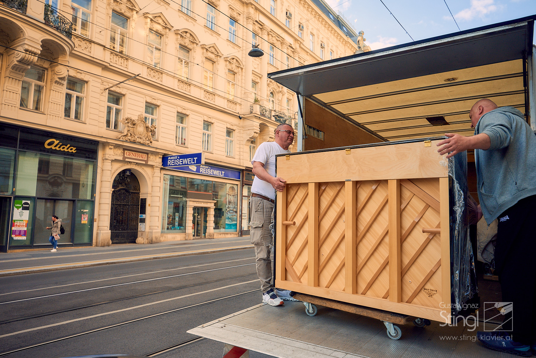 KAWAI Piano aus Wien