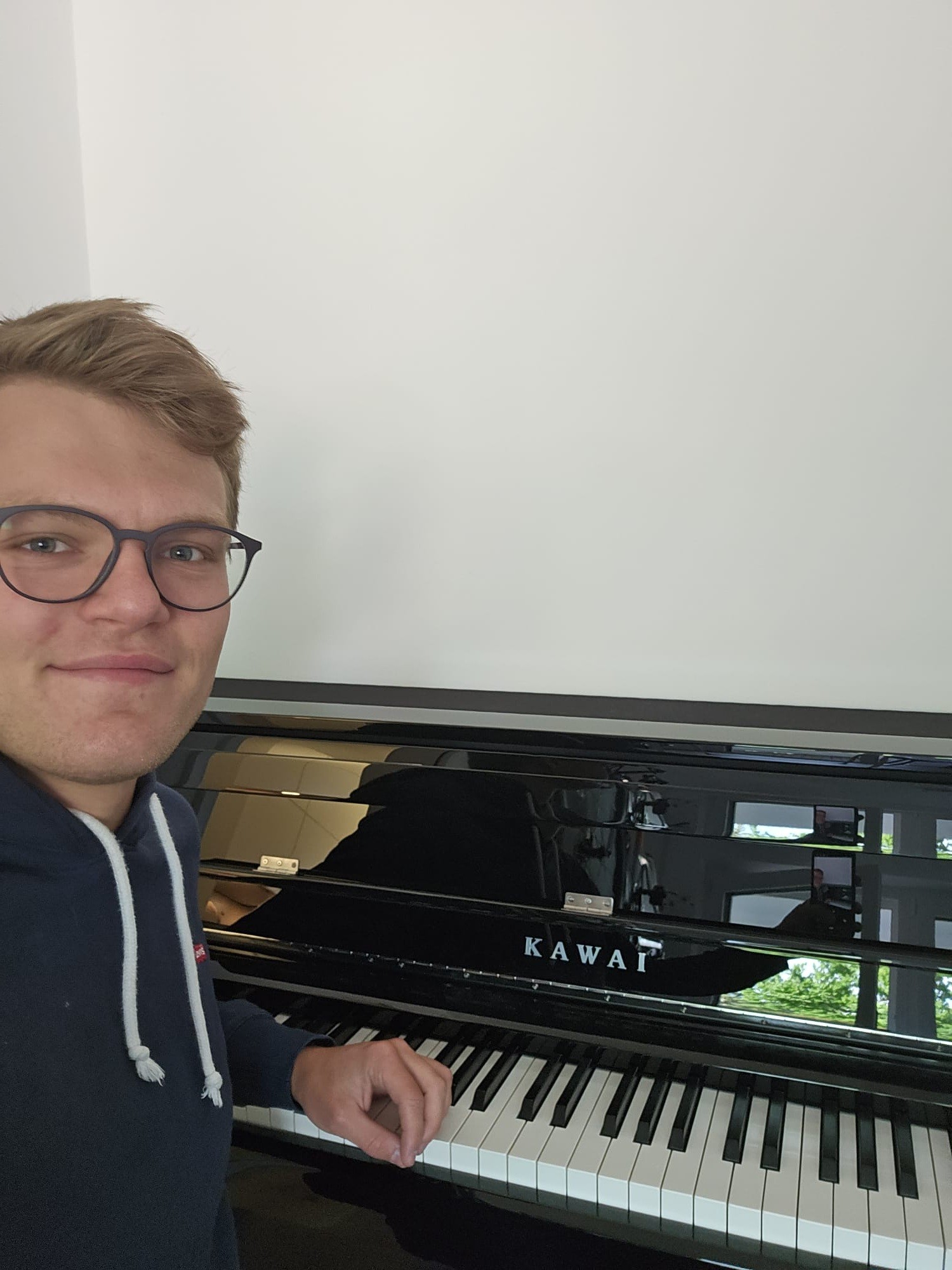 KAWAI CN901 Schwarz Hochglanz in Innsbruck