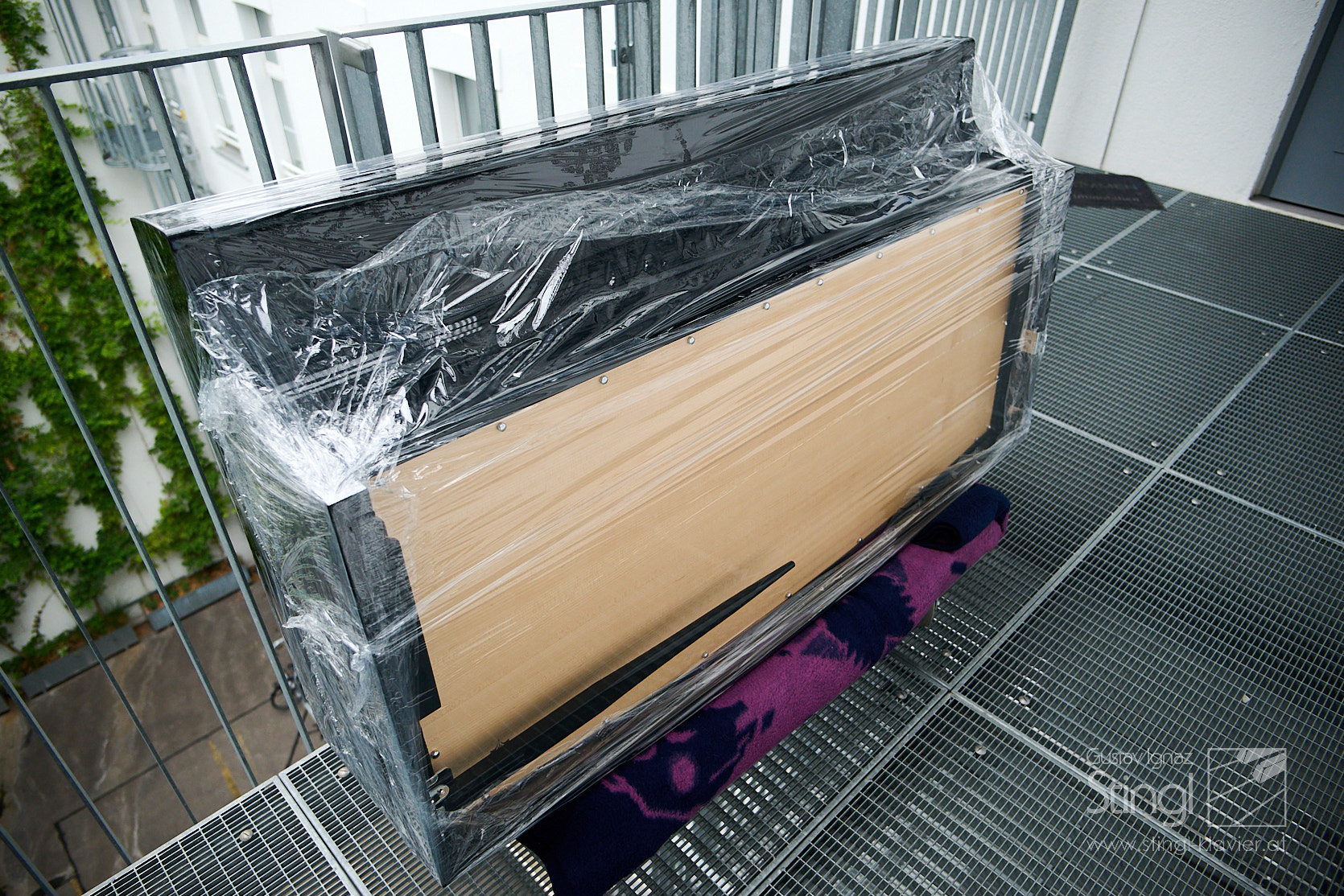KAWAI NV12 Hybridflügel nach 1030 Wien
